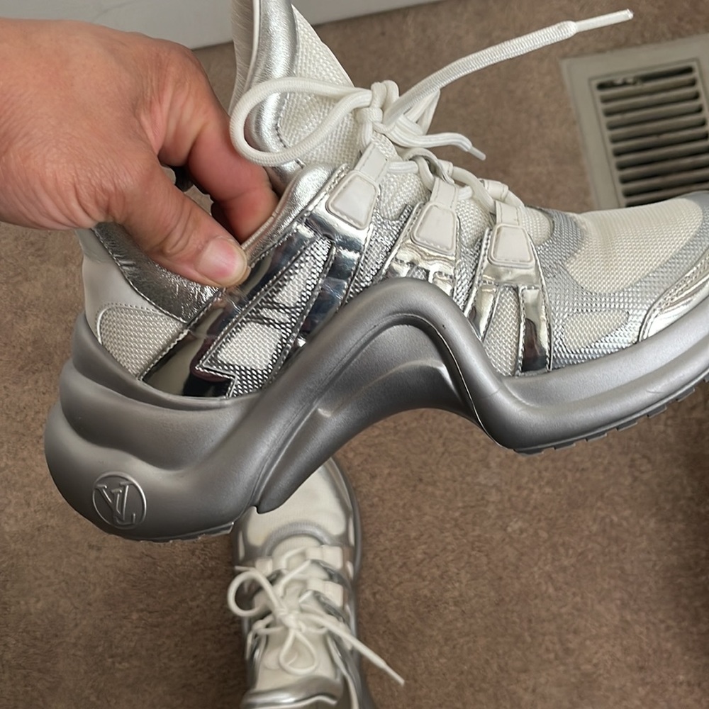 Louis Vuitton Archlight Sneaker - Picture 11 of 14